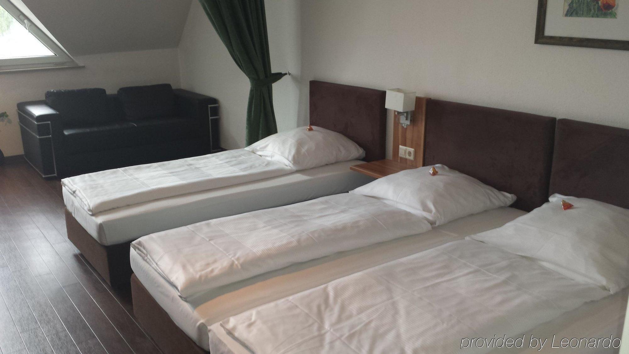 Domino Hotel