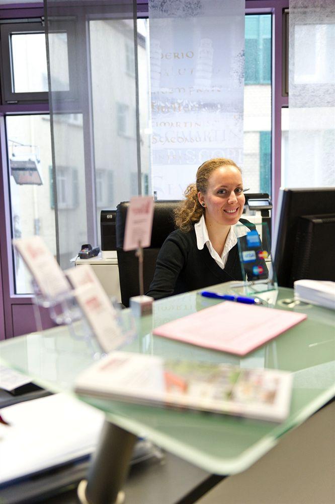 Domino 4* Stuttgart